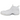 Nike Air Foamposite One Triple White baskets en vue sous angle avec empeigne Foamposite blanche, lacets blancs et logo signature au talon