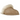 UGG Scuffette II Slipper Sand baskets vue sous angle avec empeigne en daim beige, doublure en peau de mouton douce et semelle extérieure en gomme.