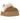 UGG Funkette Slipper Chestnut baskets vue angulaire avec tige en daim marron doux, bride élastique logotée et semelle plateforme épaisse