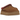 UGG Tazz Slipper Chestnut baskets vue angulaire avec tige en daim châtaigne, semelle plateforme en EVA et tresse brodée sur le bord supérieur