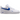 Nike Air Force 1 Low '07 Carbon Fiber Swoosh White Game Royal baskets de profil avec tige en cuir blanc et swoosh en fibre de carbone bleue