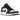 Air Jordan 1 Low Dark Teal baskets en vue angulaire classique avec semelle intermédiaire blanche, swoosh noir et empiècements en cuir bleu