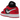Air Jordan 1 Low Black Very Berry baskets en vue latérale, avec une empeigne en cuir noir, un logo swoosh rose, une semelle intermédiaire blanche et une semelle extérieure noire.