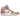 Air Jordan 1 Mid Tan Gum baskets vue latérale classique avec empeigne en cuir beige, logo swoosh marron et semelle extérieure en gomme contrastée.