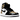 Air Jordan 1 Retro High NRG Patent Gold Toe baskets vue latérale avec cuir verni noir, blanc et doré brillant, dotée d'une semelle intermédiaire blanche