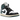 Jordan 1 Mid SE Oxidized Green baskets en vue sous angle avec une tige blanche et verte, des details noirs et des lacets