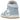 Jordan 1 Mid Denim baskets de profil avec des empiècements en denim bleu, une base en cuir blanc, des lacets noirs et le logo Wings