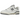 New Balance 530 White Vibrant Apricot Silver Metallic baskets vue angulaire avec tige en maille blanche, détails argentés et accents abricot