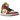 Baskets Air Jordan 1 Mid Dia de los Muertos en vue de profil détaillée avec empeigne à motifs, accents dorés et coutures visibles