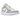 Air Jordan 1 Low Wolf Grey baskets vue latérale avec empiècements en daim gris, logo swoosh blanc, lacets blancs et semelle en caoutchouc