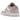 Air Jordan 1 Low Particle Rose baskets vue latérale avec un coloris rose pâle et blanc, logo swoosh classique et semelle intermédiaire blanche