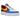 Nike Air Force 1 Low '07 QS Uno baskets vue latérale avec empeigne en cuir blanc, empiècements colorés et semelle rouge avec logo swoosh classique.