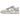 Nike Dunk Low Grey Fog baskets en vue latérale classique avec empeigne gris clair, lacets blancs, Swoosh en cuir assorti et semelle blanche