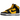 Nike Dunk High Retro Reverse Goldenrod baskets vue latérale avec empeigne en cuir noir, détails jaunes et semelle intermédiaire blanche classique
