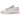 Nike Dunk Low Orange Pearl baskets vue latérale avec base en cuir blanc, empiècements rose pastel, lacets assortis et semelle extérieure rose.