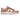 Baskets Nike Dunk Low Rose Whisper en vue angulaire avec base en cuir blanc, empiècements rose pâle et lacets blancs sur une semelle plate.
