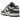 Nike Dunk Low Medium Olive baskets vue latérale avec superpositions en cuir olive, base blanche, semelle en caoutchouc et lacets.
