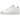 Nike Air Force 1 Low LX White Pendant baskets vue latérale avec empeigne en cuir blanc, semelle assortie et pendentif doré élégant sur les lacets