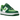 Nike Air Force 1 Low Shamrock St Patricks Day baskets vue latérale avec empeigne en cuir vert et motif trèfle en relief sur le talon