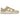 Nike Dunk Low Team Gold baskets en vue latérale avec base en cuir blanc, superpositions dorées et semelle intermédiaire blanche avec semelle extérieure or