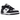 Nike Dunk Low Disrupt 2 Panda baskets vue latérale avec empeigne en cuir blanc, empiècements noirs, laçage asymétrique et mini-swoosh brodé.