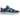 Nike SB Dunk Low Pro Why So Sad baskets en vue latérale avec empeigne en nubuck bleu clair, superpositions bleu marine et broderie au talon.