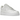 Nike Air Force 1 Low SP Billie Eilish Triple White baskets en vue angulaire avec tige blanche, motif matelassé et système de laçage