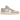 Air Jordan 1 Low SE Scalloped Edge Guava Ice baskets vue en angle avec des panneaux texturés rose pâle et des bords festonnés décoratifs.