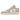 Air Jordan 1 Low SE Scalloped Edge Guava Ice baskets vue latérale, présentant une empeigne rose clair aux bords festonnés uniques et semelle blanche.