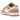 Nike Dunk Low PRM Red Stardust baskets en vue latérale avec empeigne en daim rose, détails blancs contrastants et semelle extérieure rouge