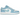Air Jordan 1 Low SE Aquarius Blue baskets vue latérale avec empeigne en cuir bleu clair, détails gris et semelle intermédiaire blanche