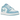 Baskets Air Jordan 1 Low SE Aquarius Blue vue de profil avec panneaux bleu clair, base blanche, logo Swoosh noir et semelle blanche.