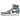 Air Jordan 1 Retro High OG Denim baskets vue latérale avec empeigne en jean bleu clair, détails en cuir blanc et semelle intermédiaire blanche