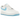 Nike Air Force 1 Low '07 White Aquarius Blue baskets vue latérale avec empeigne blanche, swoosh bleu clair et semelle classique