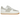 Nike Air Force 1 Low '07 White Sail Light Silver Gum baskets vue latérale avec empeigne en cuir blanc, Swoosh argenté et semelle en gomme classique.