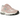 Baskets New Balance 2002R Pink Sand vue de profil avec empeigne en daim rose, détails en mesh, logo N sur le côté et semelle intermédiaire amortie