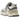 Baskets New Balance 9060 Rain Cloud en vue angulaire montrant les détails en daim gris, l'empeigne en mesh et la semelle intermédiaire sculptée