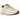 Nike Zoom Vomero 5 Valentines Day baskets en vue angulaire montrant une empeigne en mesh crème, des détails rouges et un swoosh rose