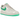 Nike Air Force 1 Low '07 Patent Platinum Tint Stadium Green baskets en vue latérale avec détails verts, semelle intermédiaire blanche et swoosh iconique