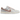 Nike Dunk Low Retro SE Pure Platinum Phantom Pale Ivory Fossil Rose baskets vue latérale avec empeigne grise, semelle blanche et logo swoosh rose