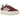 Adidas Gazelle Bold Shadow Red baskets vue latérale avec tige rouge, lacets rouge foncé et une semelle plateforme blanche imposante