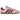 adidas Samba Inter Miami CF Messi Pink baskets vue latérale avec empeigne rose, détails noirs et semelle en gomme classique.
