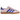 Adidas Gazelle Indoor Clear Pink Lucid Blue baskets vue inclinée avec tige rose, bandes en cuir bleu et semelle extérieure en gomme translucide