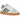 Adidas Handball Spezial Alumina Collegiate Green baskets vue en angle avec daim beige, bandes vertes et une semelle en gomme classique