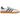 Adidas Handball Spezial Cream White Blue Warm Sandstone baskets vue latérale avec empeigne en cuir blanc, bandes bleues et semelle en gomme.