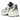 New Balance 530 Turtledove Mushroom baskets vue latérale avec empeigne en mesh beige, détails en cuir gris, lacets blancs et semelle blanche amortissante