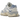 New Balance 9060 Pearl Grey Linen baskets vue inclinée avec empeigne en daim gris, détails crème et une semelle intermédiaire épaisse blanc cassé.