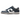 Nike Dunk Low 'NYC CBGB' baskets vue sous angle avec une empeigne blanche et noire et des lacets assortis